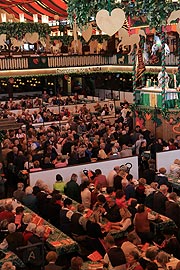 Wiesn-Gottesdienst 2019 im Marstall Festzelt am 26.09.2019 (©Foto: Martin Schmitz)